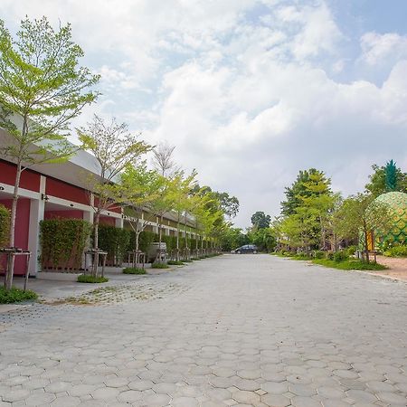 Fruit House Pattaya Motell Bang Lamung Exteriör bild