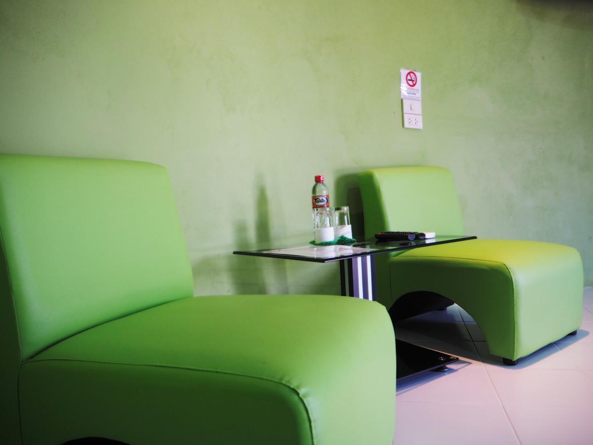 Fruit House Pattaya Motell Bang Lamung Exteriör bild