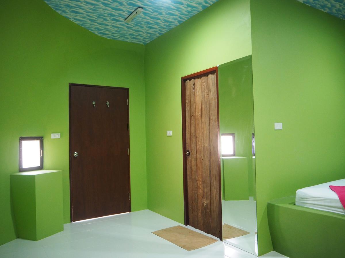 Fruit House Pattaya Motell Bang Lamung Exteriör bild